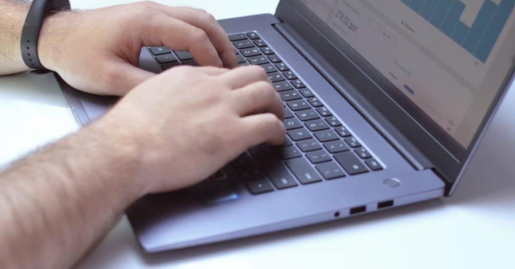 Interim online marketeer: snel resultaat, flexibiliteit en kennisborging